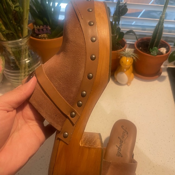 Free people Calabasas Clogs size 9.5 - Picture 3 of 7